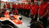 Krach Marussie připravil Ferrari a McLaren o miliony eur