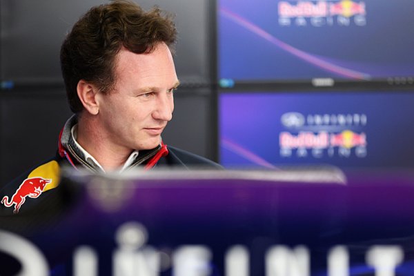 Horner hájí Vettela i jeho rádiokomunikaci s týmem