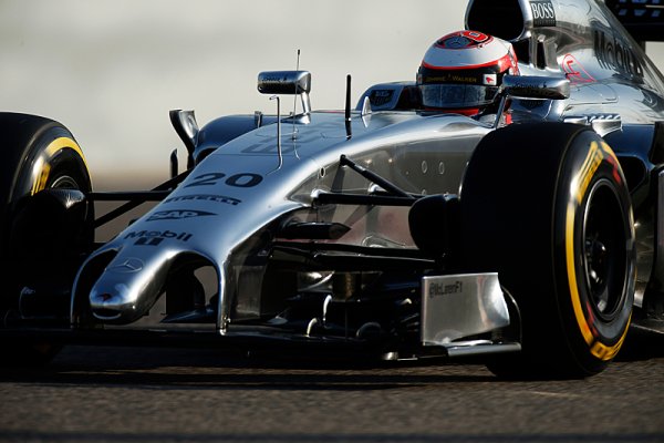McLaren je potěšen Magnussenovým zlepšením