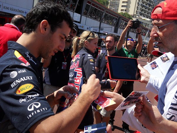 Ricciardo: Toro Rosso může být rychlejší