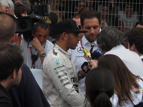 Hamilton: Už dlouho jsem nejezdil tak zle