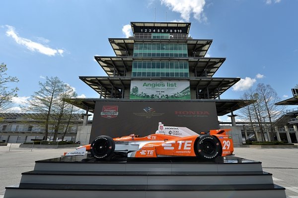 A je to tu! V pondělí začínají přípravy na stou Indy500