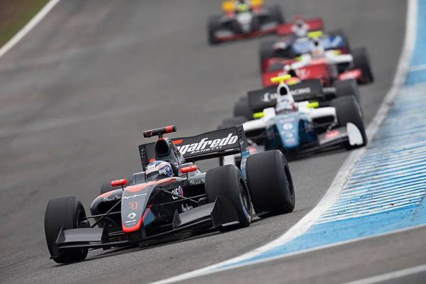 Formule Renault 3.5 představila kalendář pro sezónu 2016 Formule Renault 3.5 představila kalendář pro sezónu 2016