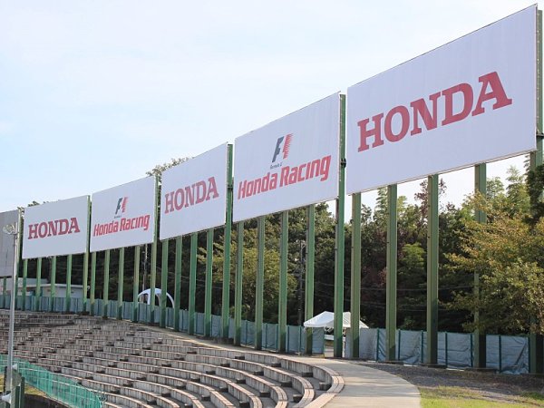 Hondě chybí zkušení lidé z 80. let Hondě chybí zkušení lidé z 80. let
