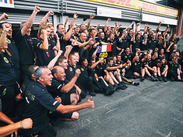 Zaměstnanci Renaultu už začali pracovat v Enstone Zaměstnanci Renaultu už začali pracovat v Enstone