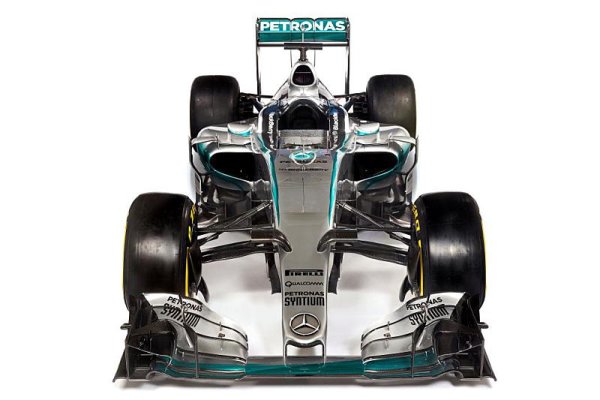 Mercedes pro menší změny v aerodynamice