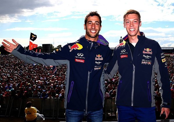 Ricciardo si troufá i na Ferrari