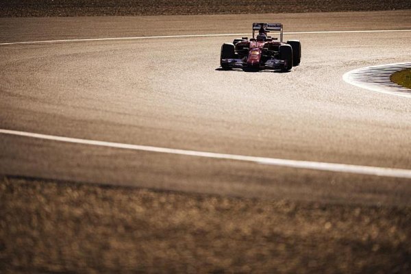 Amstrong a Fittipaldi pod křídly Ferrari