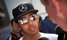 Hamilton: Titul by mohl být prohrán na startech