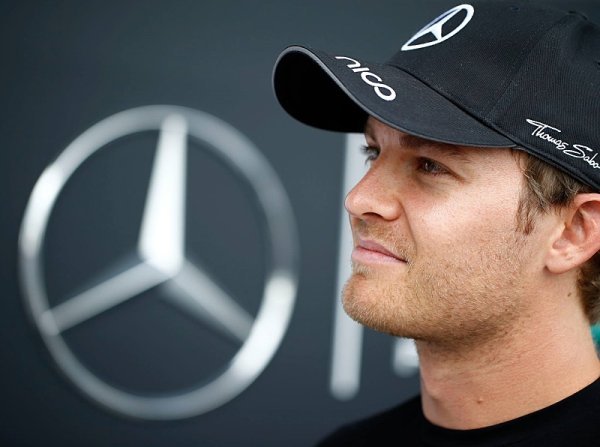 Rosberg přiznává, že se soustředil na Hamiltona