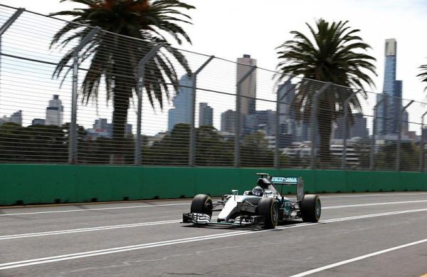 V Albert Parku začal nejlépe Lewis Hamilton V Albert Parku začal nejlépe Lewis Hamilton