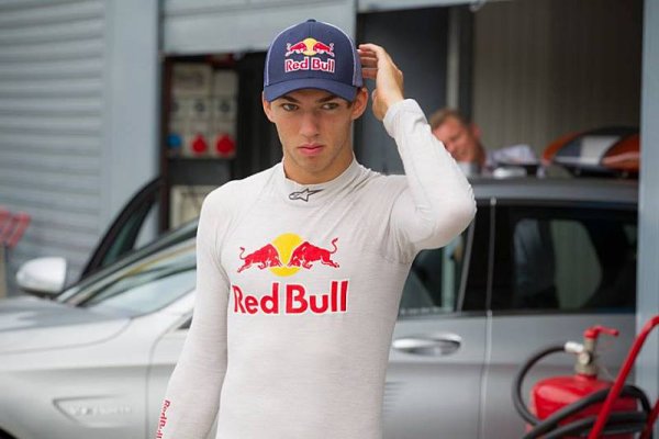 Red Bull má nového náhradníka Red Bull má nového náhradníka