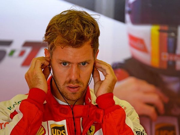 Vettel o omezení komunikace: Strašná pitomost Vettel o omezení komunikace: Strašná pitomost
