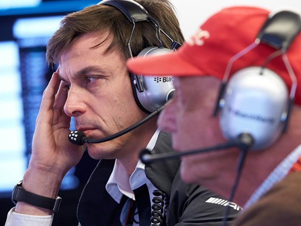 Wolff a Lauda zůstanou v Mercedesu do roku 2020