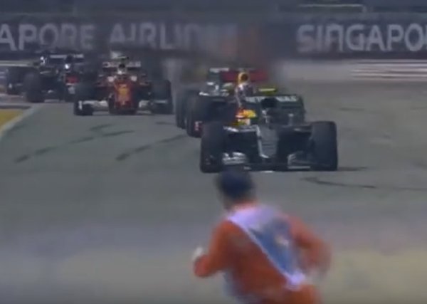 Proč musel maršál utíkat před Rosbergem?