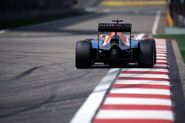 Manor: Do pěti let ve středu pole Manor: Do pěti let ve středu pole