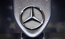 Zákazníci Mercedesu ušetřili jednu pohonnou jednotku