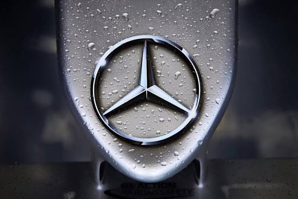 Mercedes svůj tým neprodá