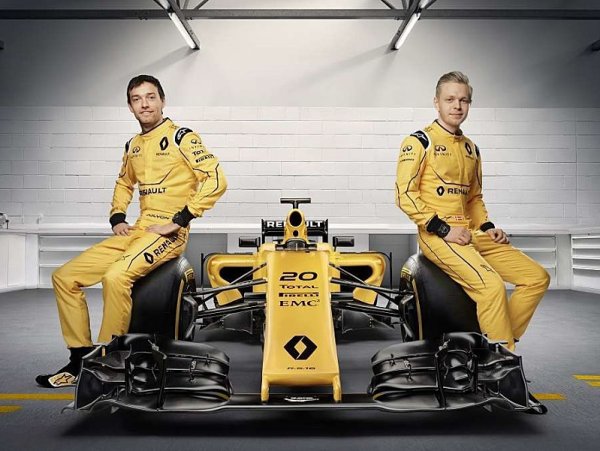 Renault si jezdce vybere už brzy
