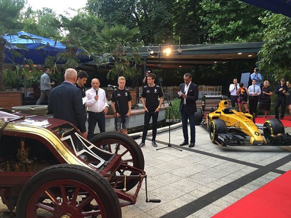 Renault oslavil 110. výročí prvního vítězství Renault oslavil 110. výročí prvního vítězství