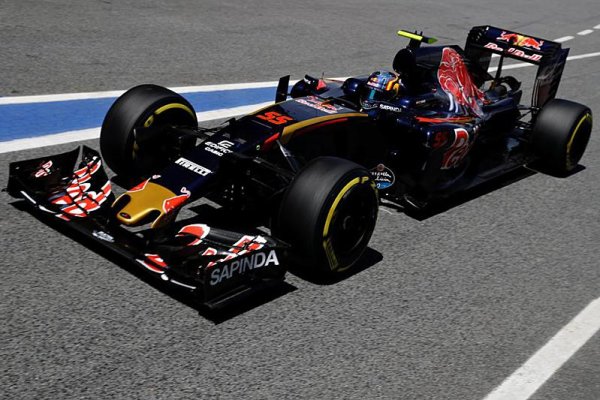 Sainz vidí Red Bull v jiné lize Sainz vidí Red Bull v jiné lize