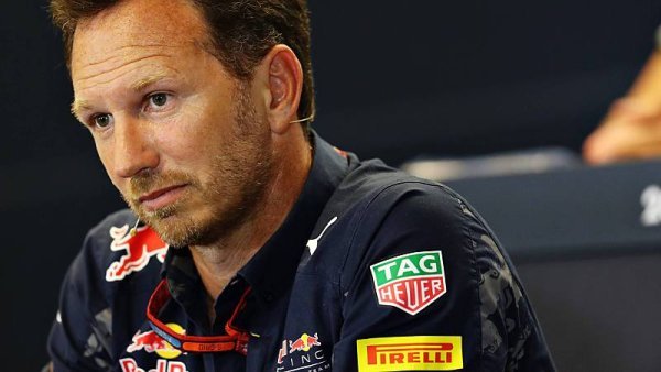 Lauda: Verstappen potřebuje psychiatra