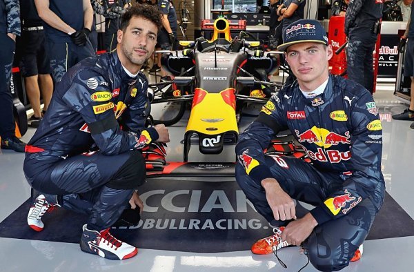 Red Bull je po pátku plný sebevědomí Red Bull je po pátku plný sebevědomí