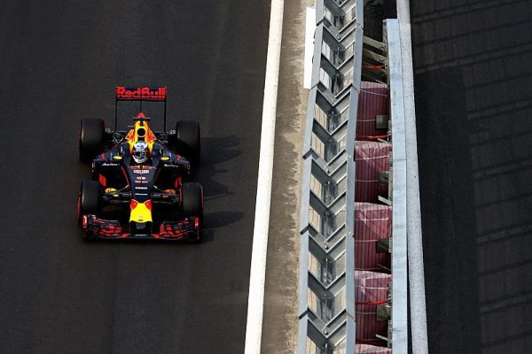   Ricciardo čekal leccos, ale první řadu ne