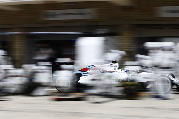 Alonso zničil Massovu šanci na dobrý výsledek Alonso zničil Massovu šanci na dobrý výsledek