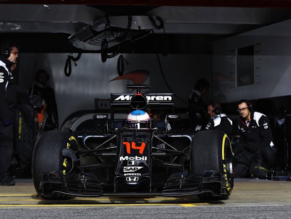Alonso: Tohle je poloviční F1! Alonso: Tohle je poloviční F1!