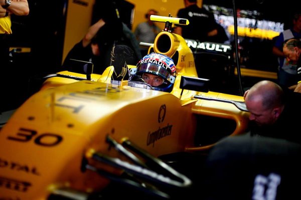 Renault přiznal použití žetonu Renault přiznal použití žetonu