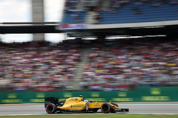 Renault chce "charismatického" jezdce Renault chce "charismatického" jezdce