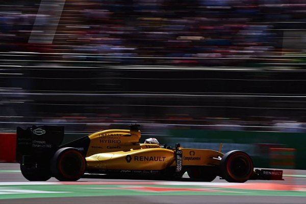 Uražený Magnussen odmítl nabídku Renaultu