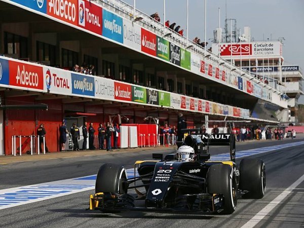 16. března uvidíme Renault R.S.16 v novém lakování