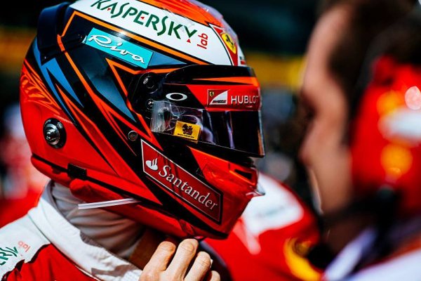  Räikkönen: Ferrari nevzdává boj o titul