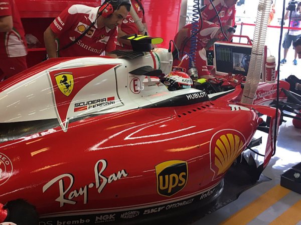 Scuderia Ferrari změnila logo
