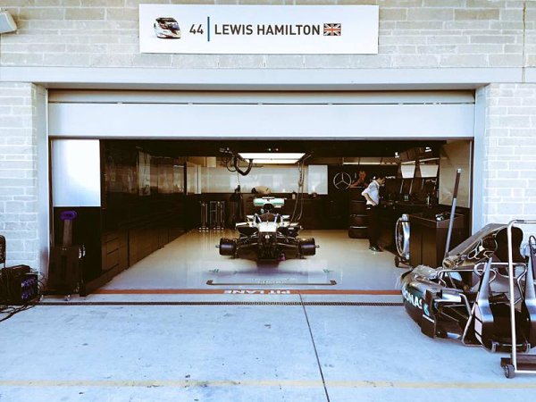Hamilton má již starty dobře natrénované Hamilton má již starty dobře natrénované