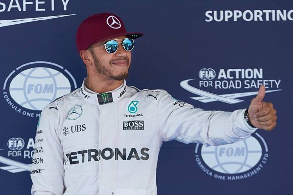 Hamilton: "Nechte Verstappena vydechnout!"