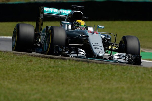 Hamilton získal důležitou pole position