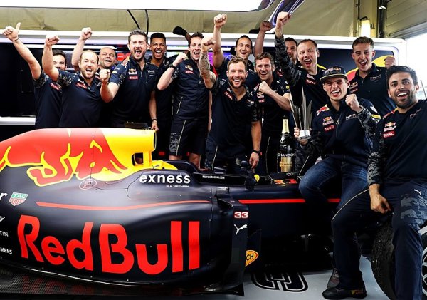 Verstappen poděkoval za skvělý vůz Verstappen poděkoval za skvělý vůz