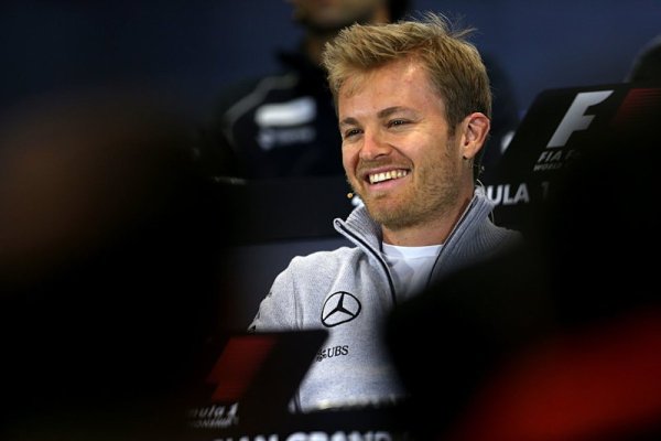 Rosberg: Hamilton byl neporazitelný