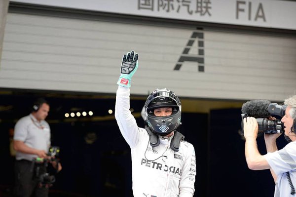 Rosberg ovládl Velkou cenu Číny
