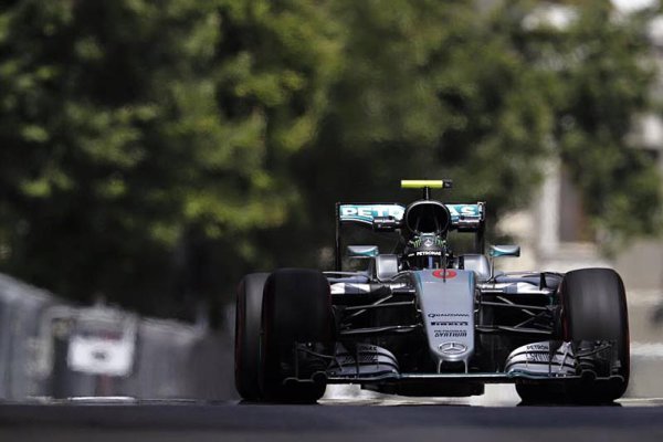 Hamilton bude opět minimalizovat škody