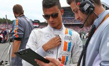 Mercedes a Sauber oznámí jména jezdců až příští rok