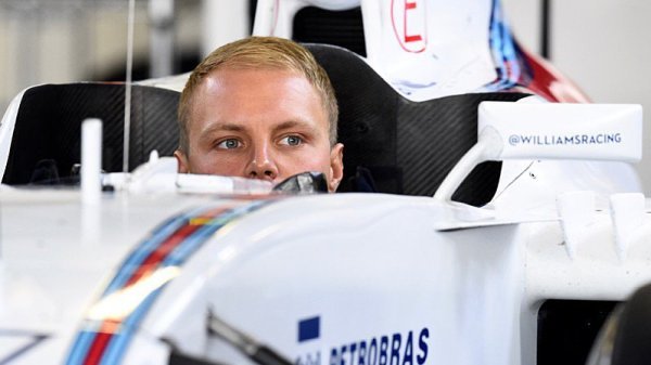 Valtteri Bottas navštívil továrnu Mercedesu