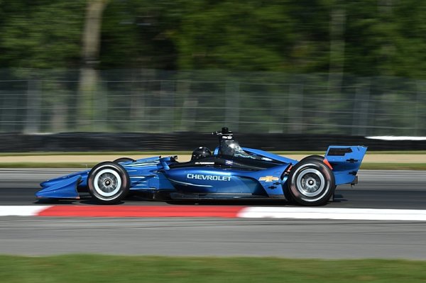 INDYCAR ukázala nový vůz v konfiguraci pro okruhy