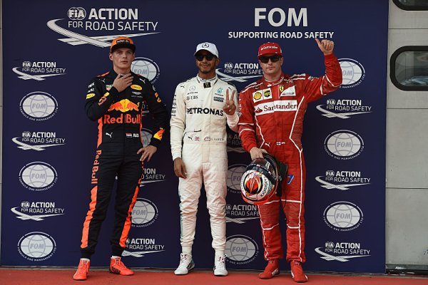 Hamilton první, Vettel dvacátý