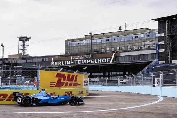 Di Grassi o vlásek nejrychlejší Di Grassi o vlásek nejrychlejší