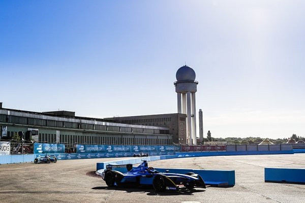 Rosenqvist prohrál kvůli kusu papíru Rosenqvist prohrál kvůli kusu papíru