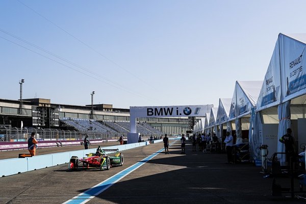 Wolff: Formule E nás zajímá Wolff: Formule E nás zajímá